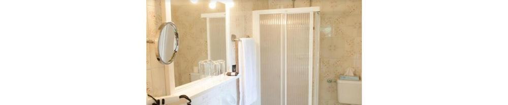 Hotel Rossini Tabiano Terme ภายนอก รูปภาพ
