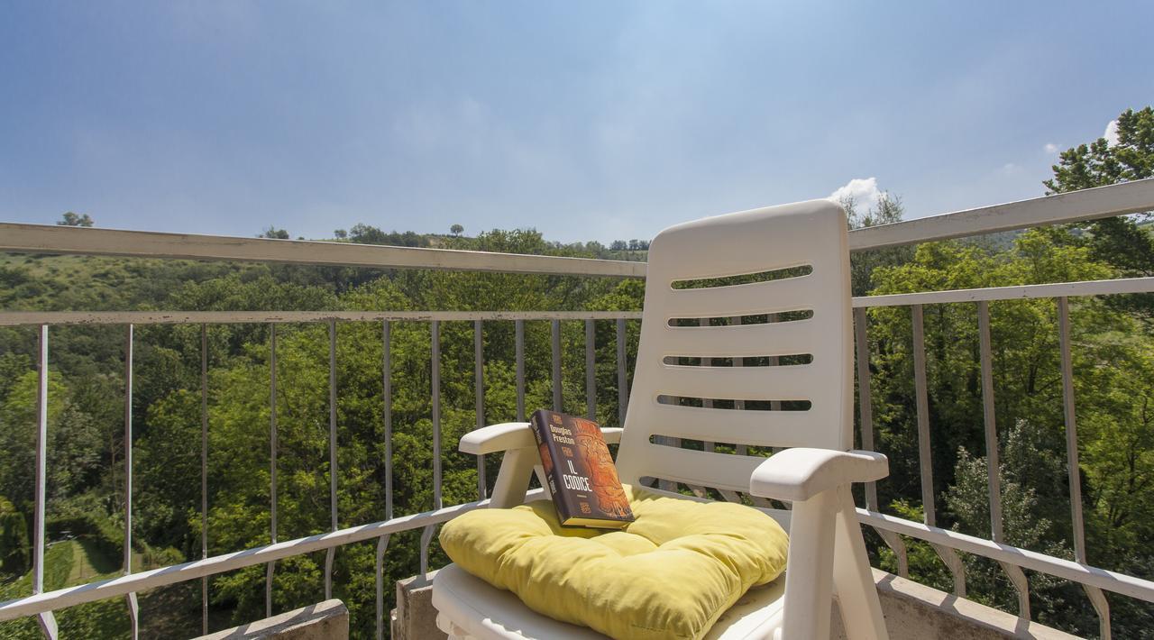 Hotel Rossini Tabiano Terme ภายนอก รูปภาพ